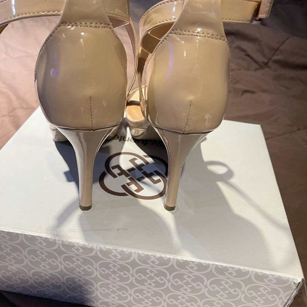 Shoes - Picture 3 of 5